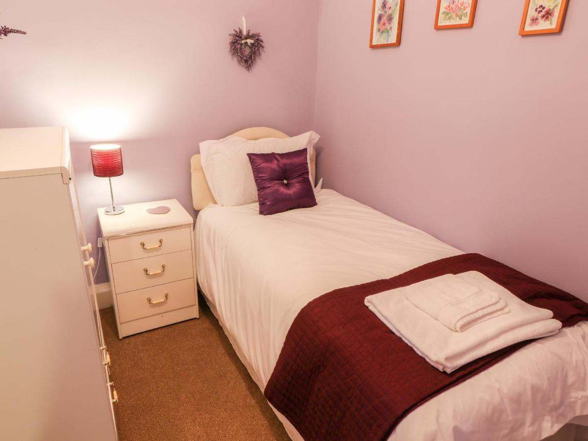 Yardley Manor * Scarborough
