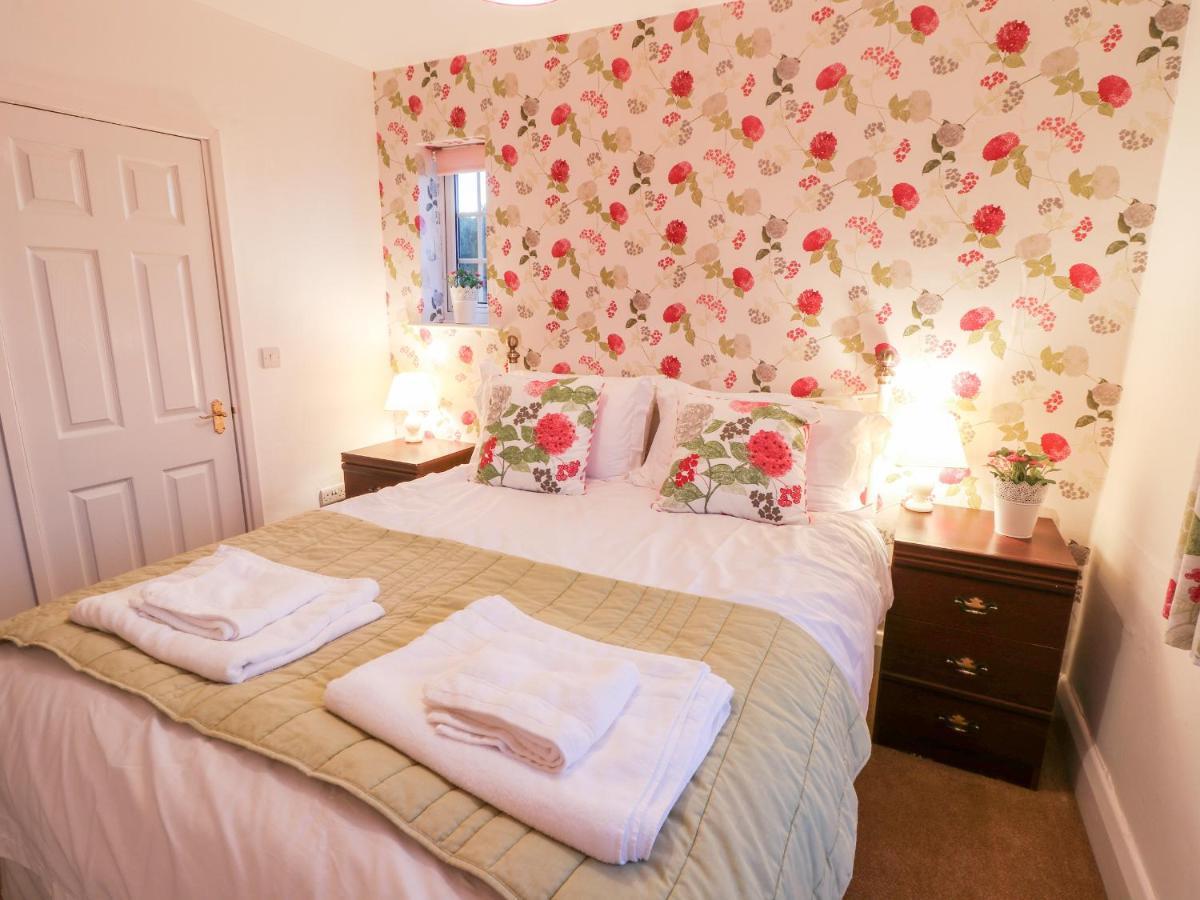 Yardley Manor * Scarborough