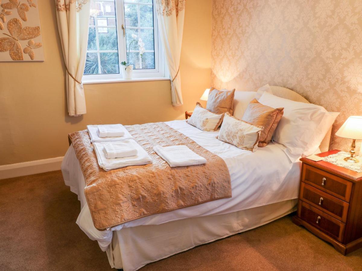 Yardley Manor Scarborough