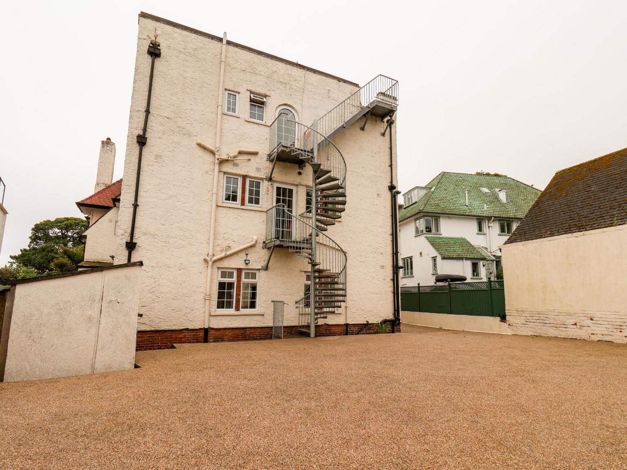 Holiday home Yardley Manor *