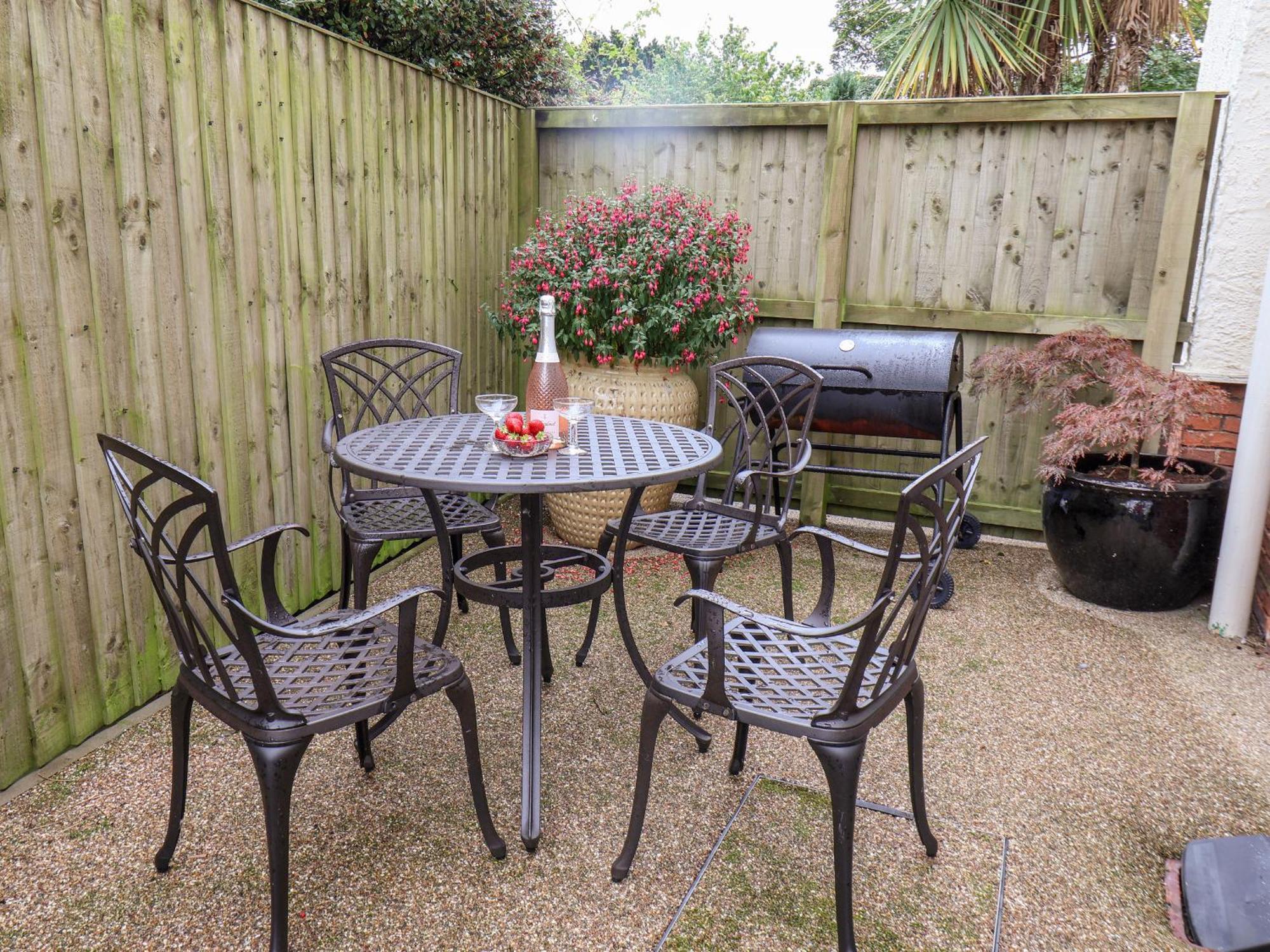 Holiday home Yardley Manor *